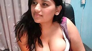Indian camgirl on all sides of around big Bristols