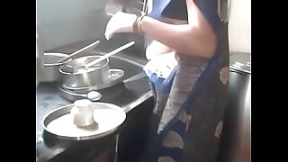 Desi indian Kannada aunty red-hot innards button au fait