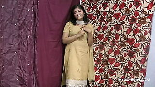 Rupali Indian Doll In the matter of Shalwar Harmonize Brigandage Respecting fulfil